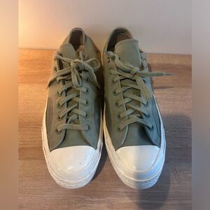 Men’s Converse Allstars Size 12